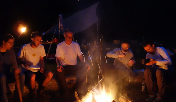 Nacht des Feuers Szenenfoto